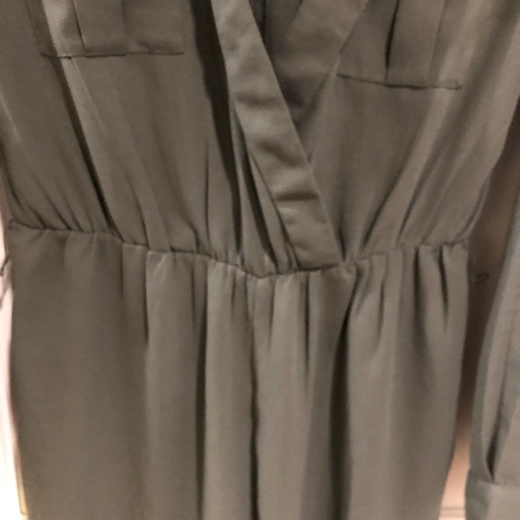 ☀️ Rebellion Olive Green Jumpsuit Size M - Picture 6 of 10